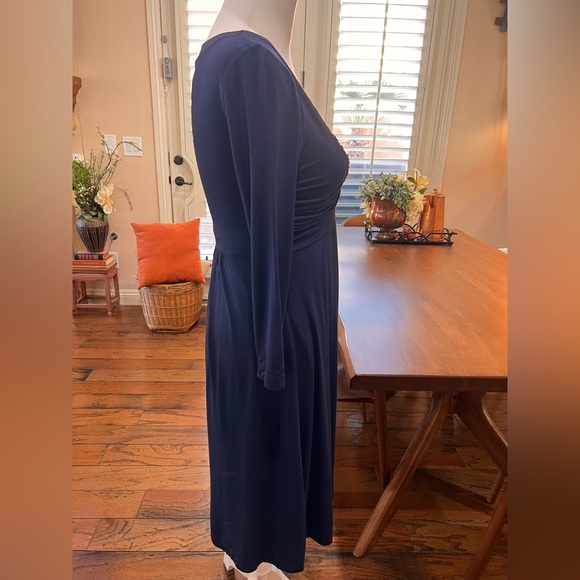 Velvet by Graham & Spencer Navy Beaded V-Neck Empire Waist Midi Dress S NWT USA - Picture 2 of 7